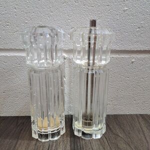 Vintage Olde Thompson Faceted Clear Lycite Acrylic Salt and Pepper Mill Grinder